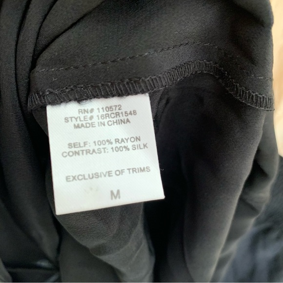 Twelfth Street by Cynthia Vincent Silk Cream Black ButtonDown Romper EUC Size -M - Picture 8 of 8